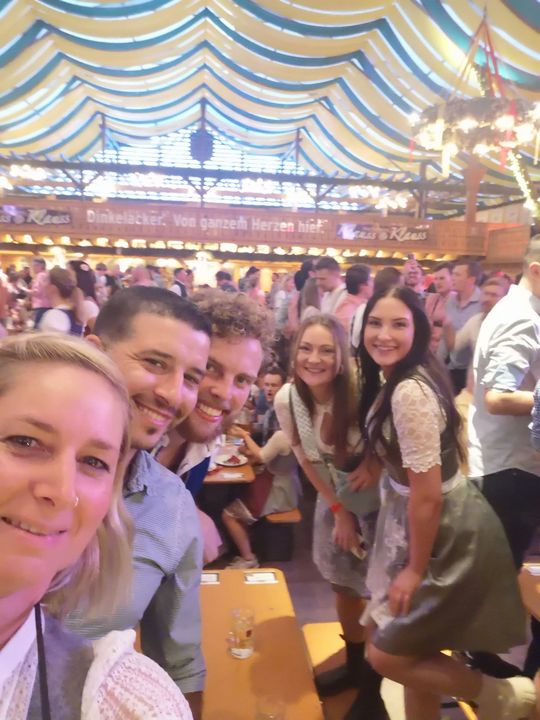 Teamevent bei Tricept: Gemeinsamer Abend auf dem Cannstatter Wasen